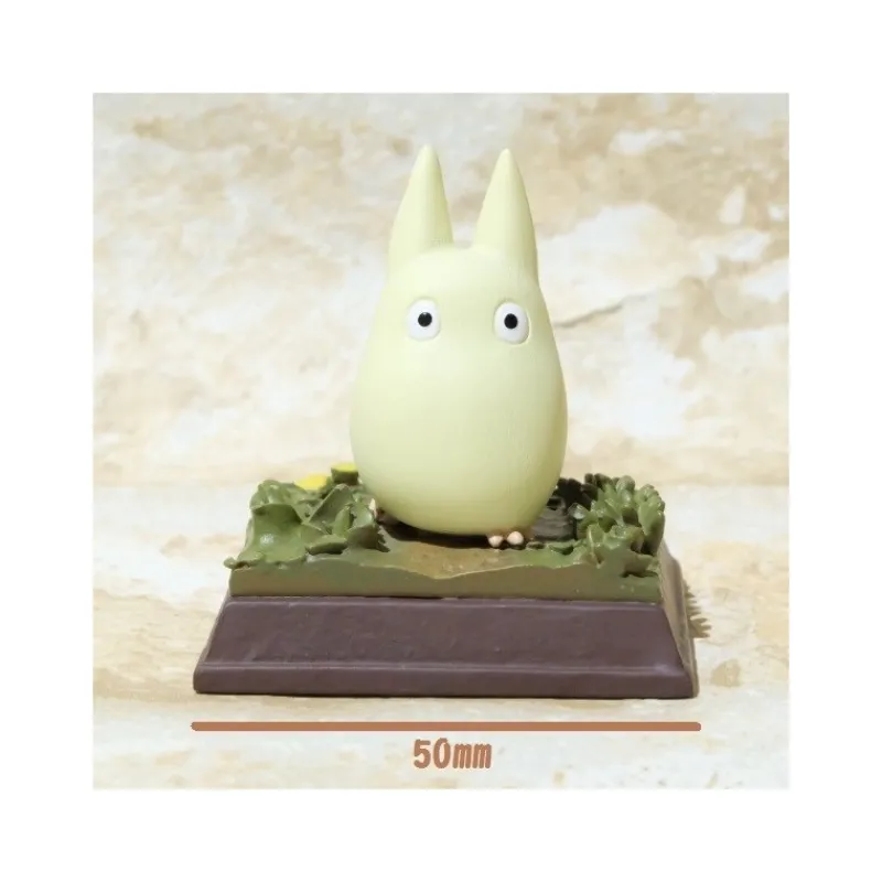Statues*Maison Ghibli Statue Collection Stop Motion Totoro White Race Pose 1 - My Neighbor Totoro