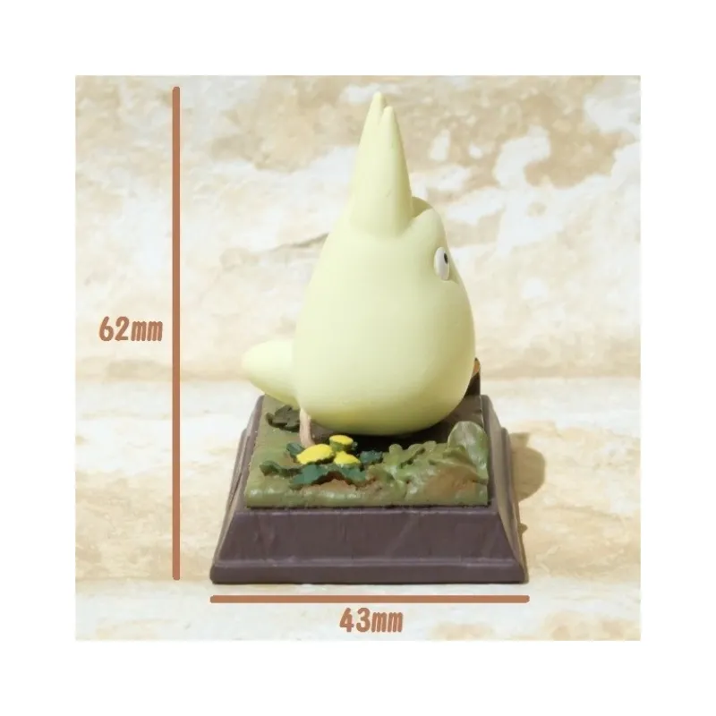Statues*Maison Ghibli Statue Collection Stop Motion Totoro White Race Pose 1 - My Neighbor Totoro